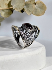 Серебряное кольцо Yaffo с гранатом и золотом